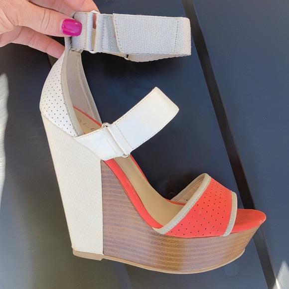 Aldo wedges - Picture 2 of 6